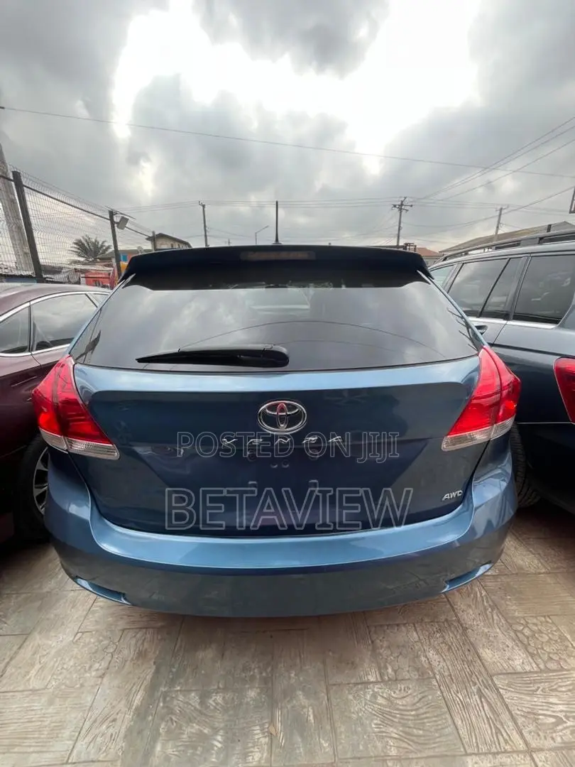 Toyota Venza 2010 Blue