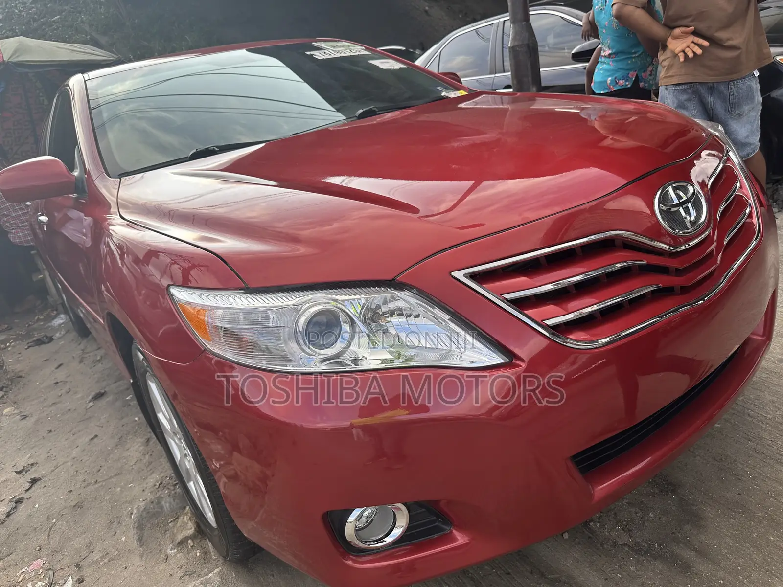 Toyota Camry XLE V6 4dr Sedan (3.5L 6cyl 6A) 2011 Red