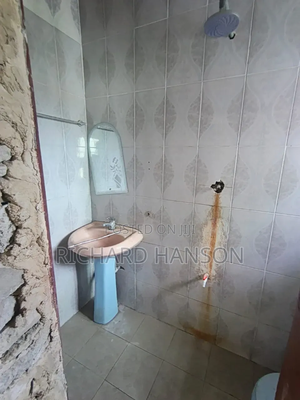 1bdrm Shared Apartment in Majek Notminiflat, Sangotedo for rent
