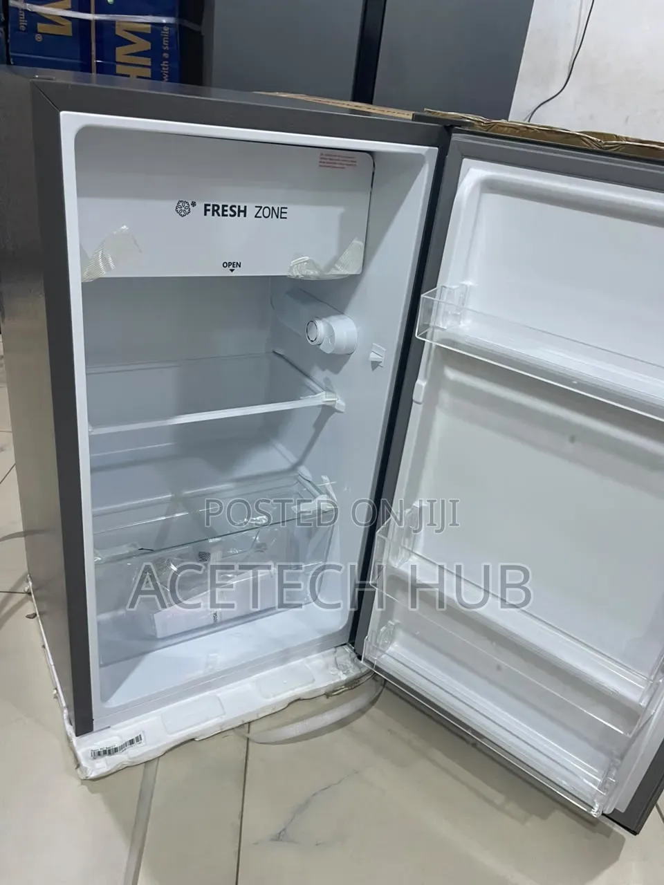 Hisense 93L Refrigerator for Bedrooms & Offices