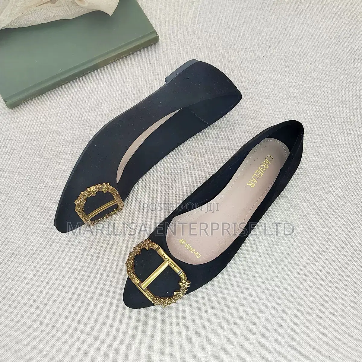 Women Black Pointed Flat Shoes Gold Buckle