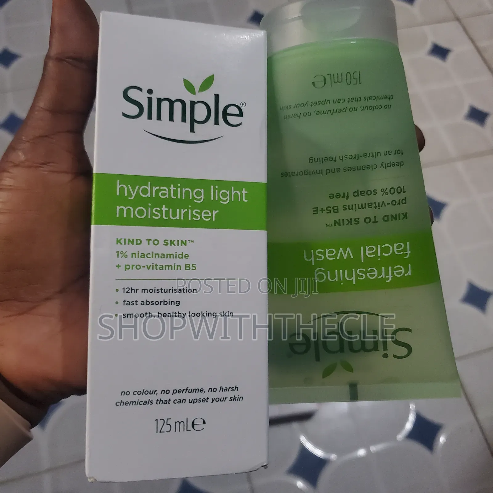 Simple Hydrating Light Moisturizer  125ml