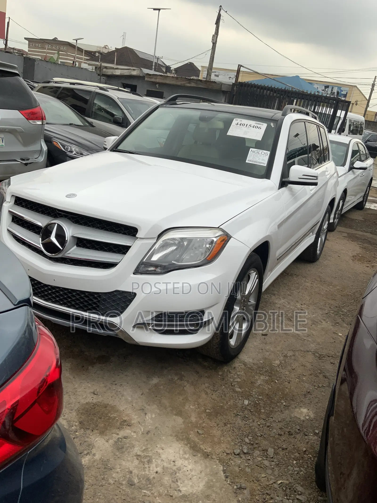 Mercedes-Benz GLK-Class Base GLK 350 4dr 4x2 (3.5L 6cyl 7A) 2015 White