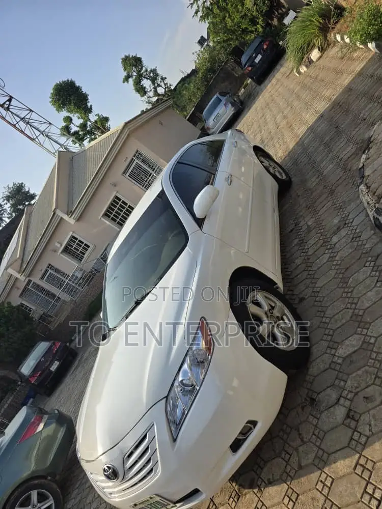 Toyota Camry 2008 White