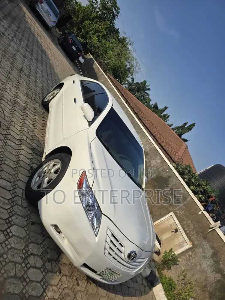 Toyota Camry 2008 White