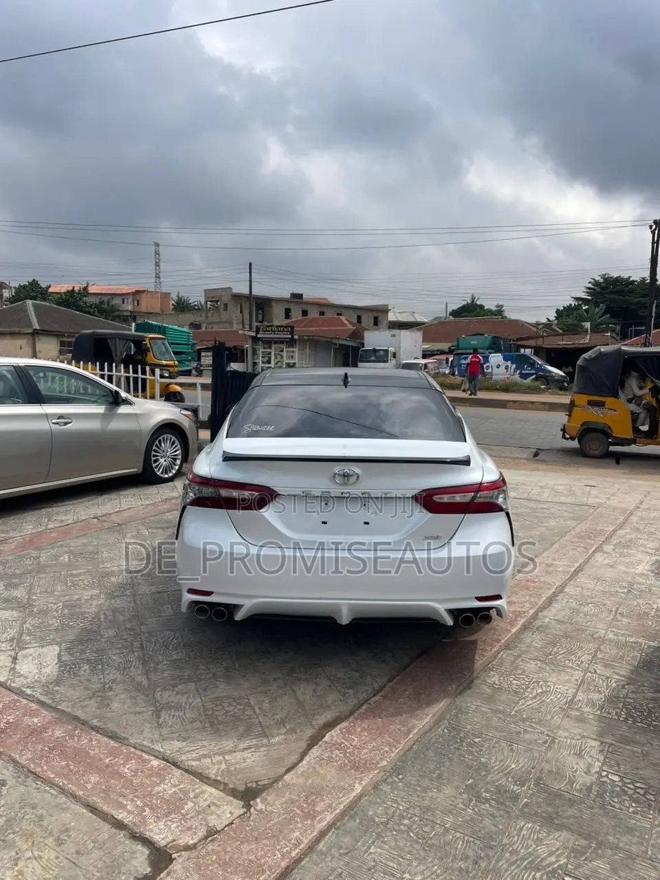 Toyota Camry XSE V6 FWD (3.5L 6cyl 8AM) 2018 White