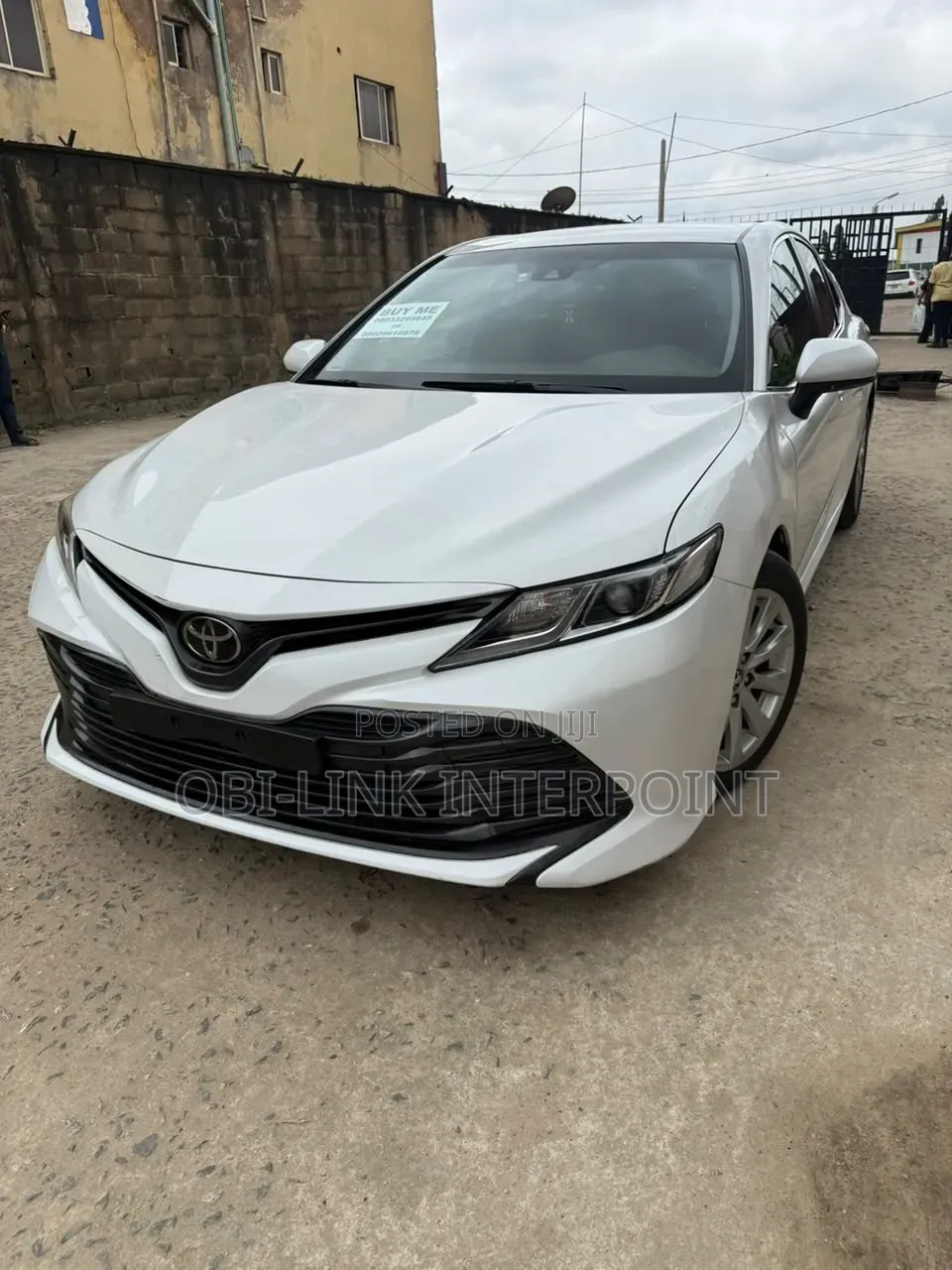 Toyota Camry 2019 White