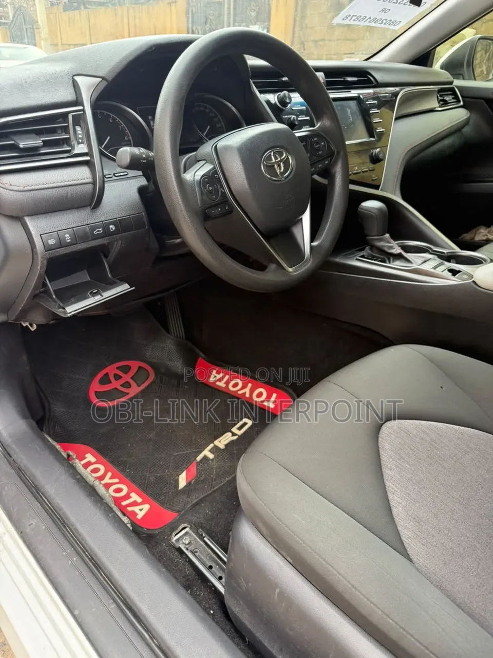 Toyota Camry 2019 White
