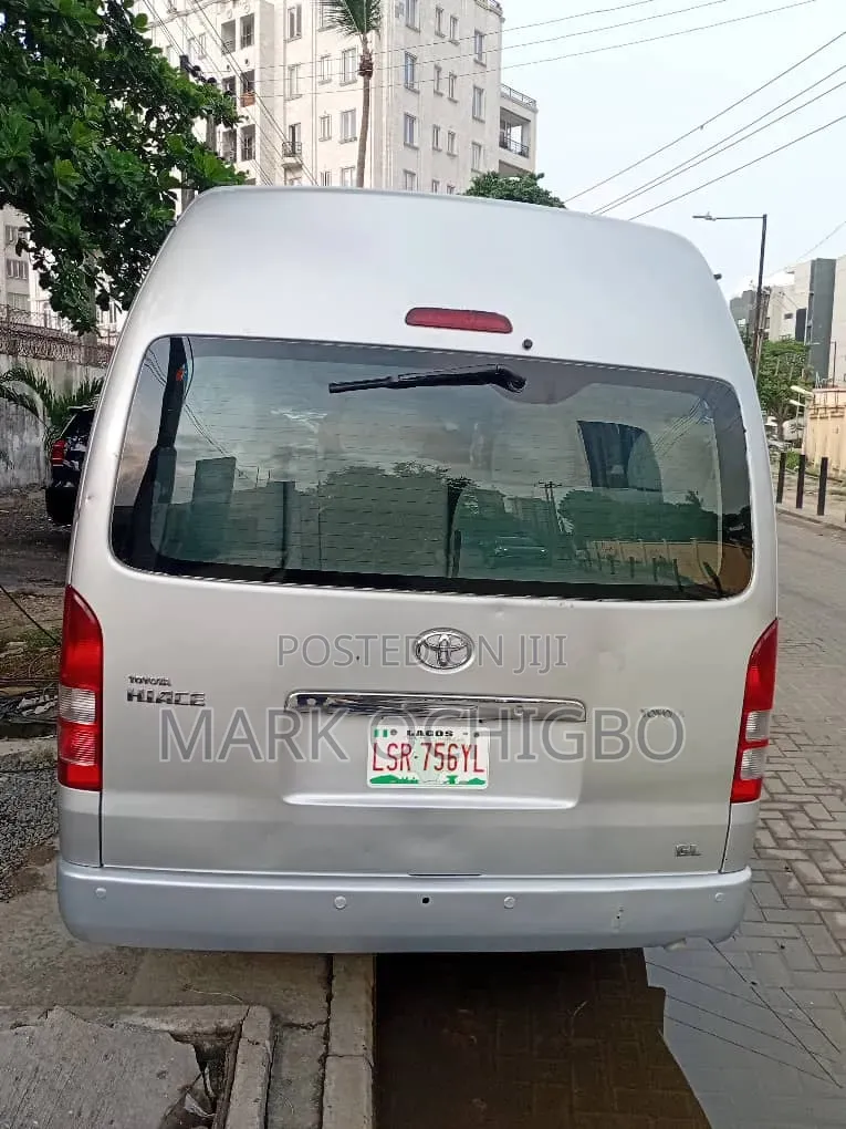 Hiace Bus for Rent