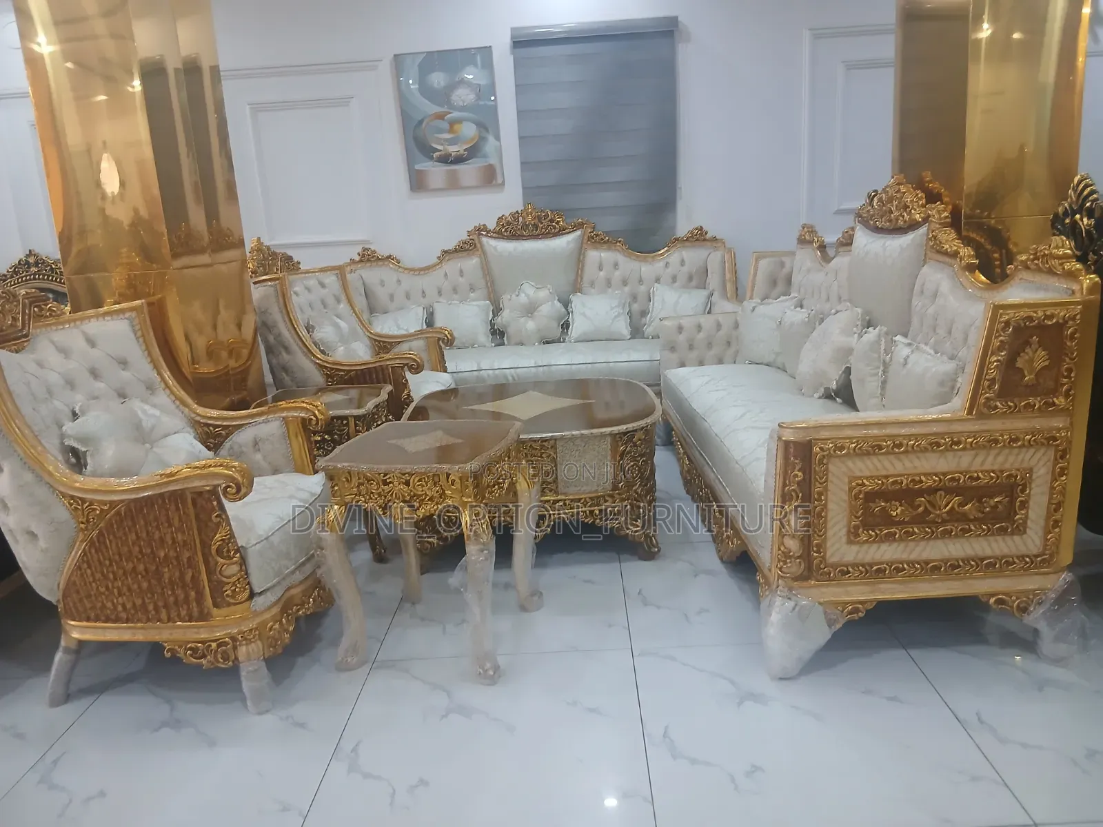 Egyptian Royal Sofa With Center Table