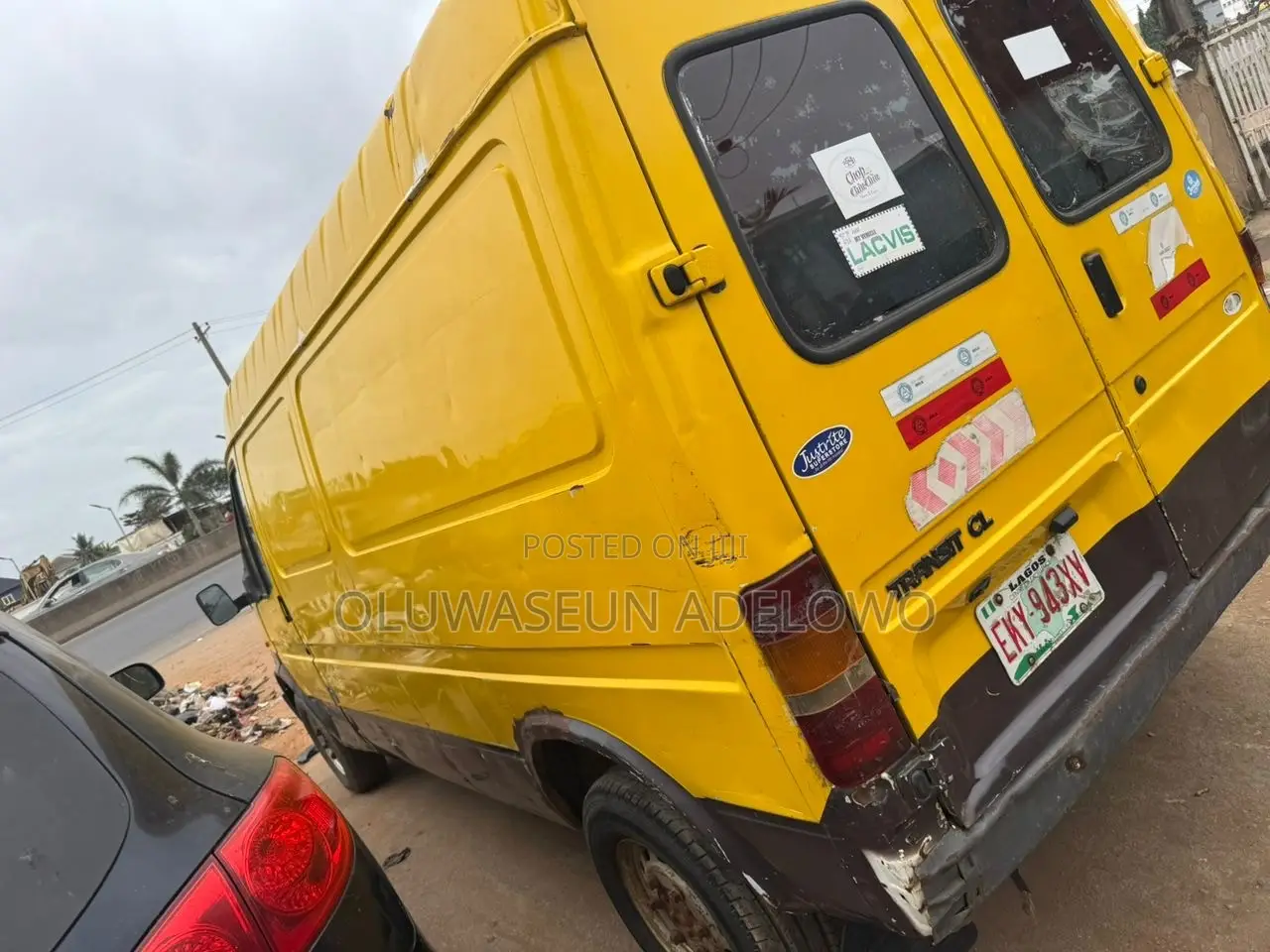 Ford Transit Connect 2002 Yellow