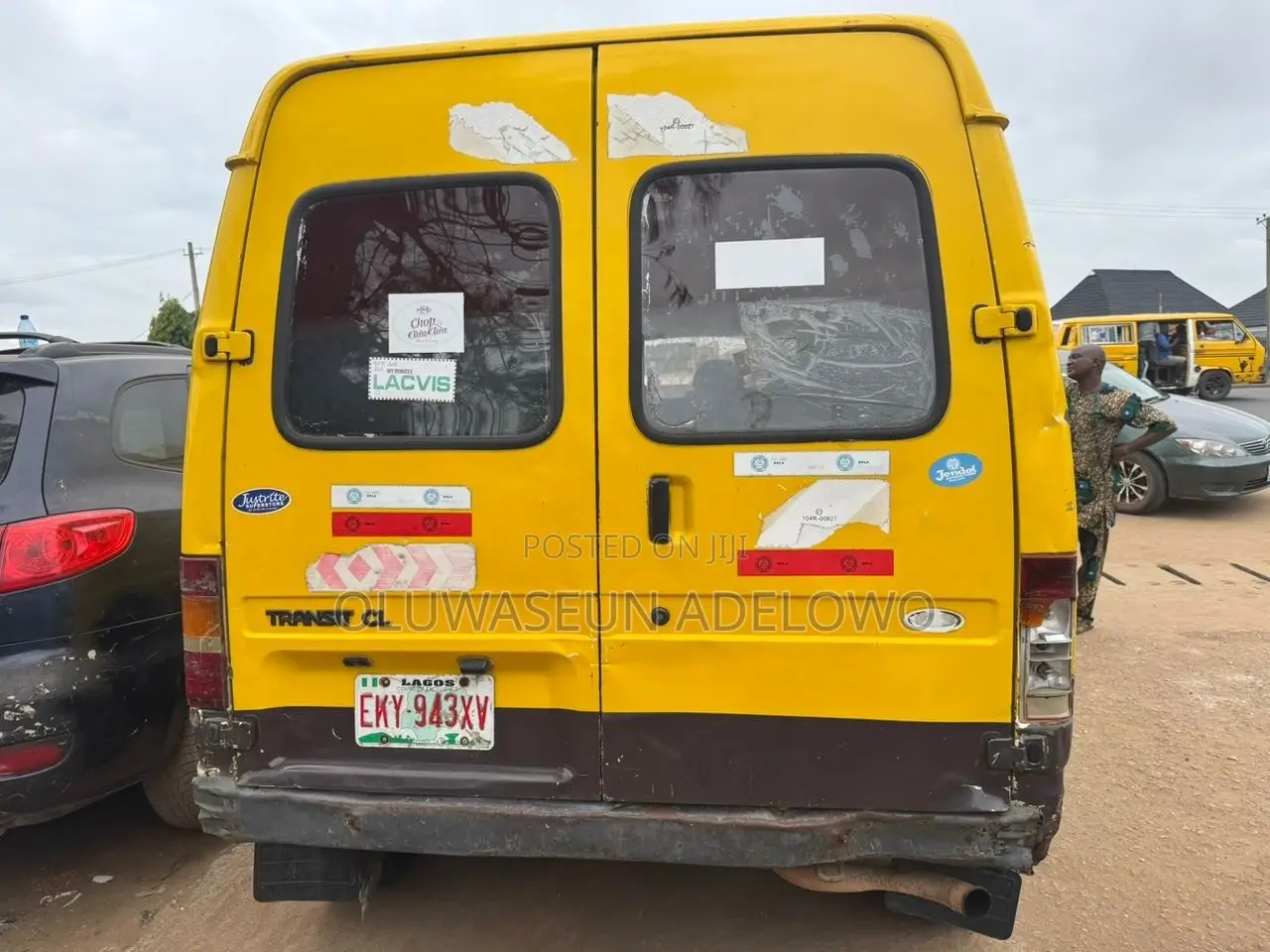Ford Transit Connect 2002 Yellow