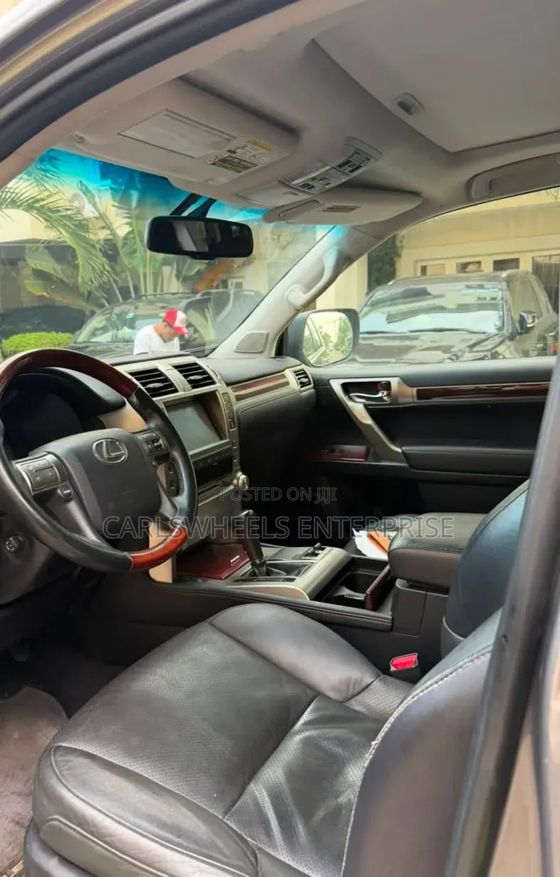 Lexus GX 460 Premium 2011 Gray