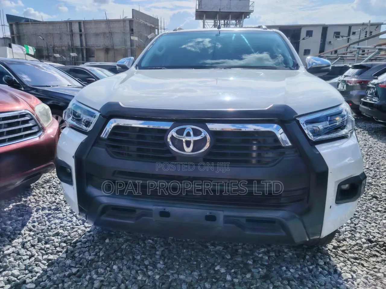 Toyota Hilux 2019 White