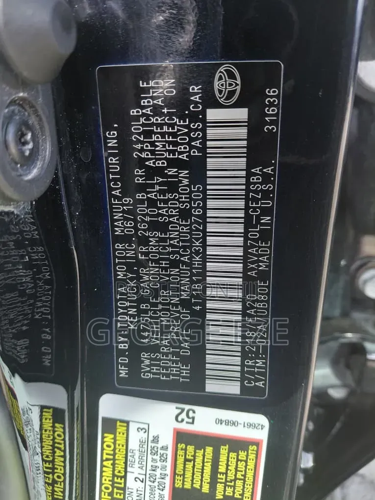 Toyota Camry 2019
