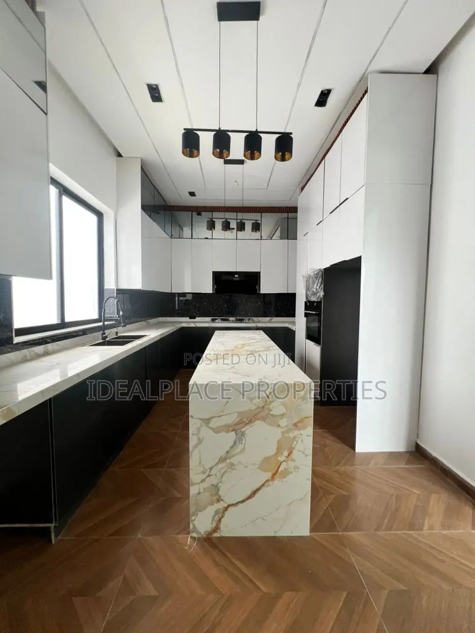 5bdrm Duplex in Ajah for sale