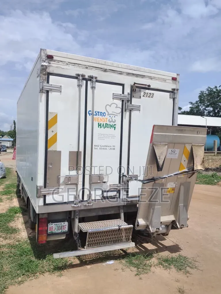 Mercedes Used Truck