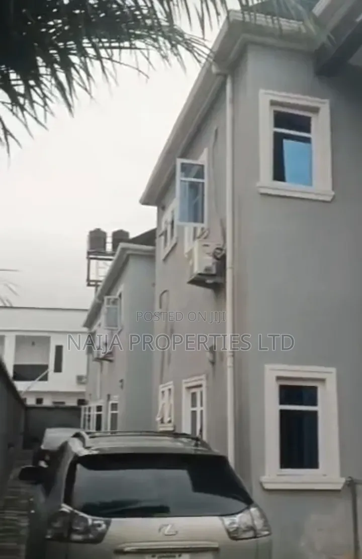 2bdrm Block of Flats in Sunview Estate, Sangotedo for sale