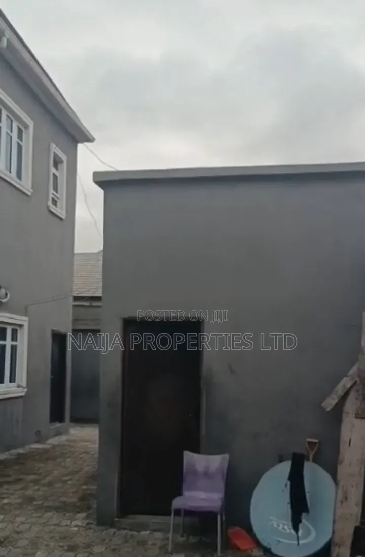 2bdrm Block of Flats in Sunview Estate, Sangotedo for sale