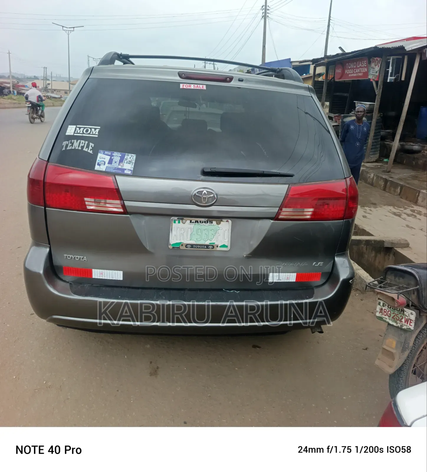 Toyota Sienna 2004 Gray