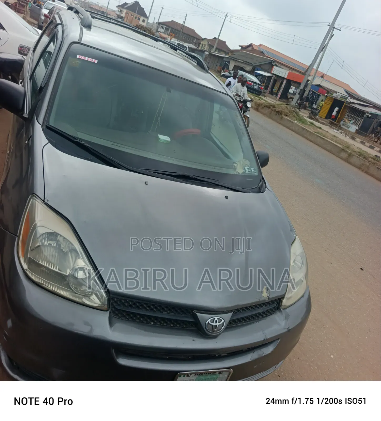 Toyota Sienna 2004 Gray