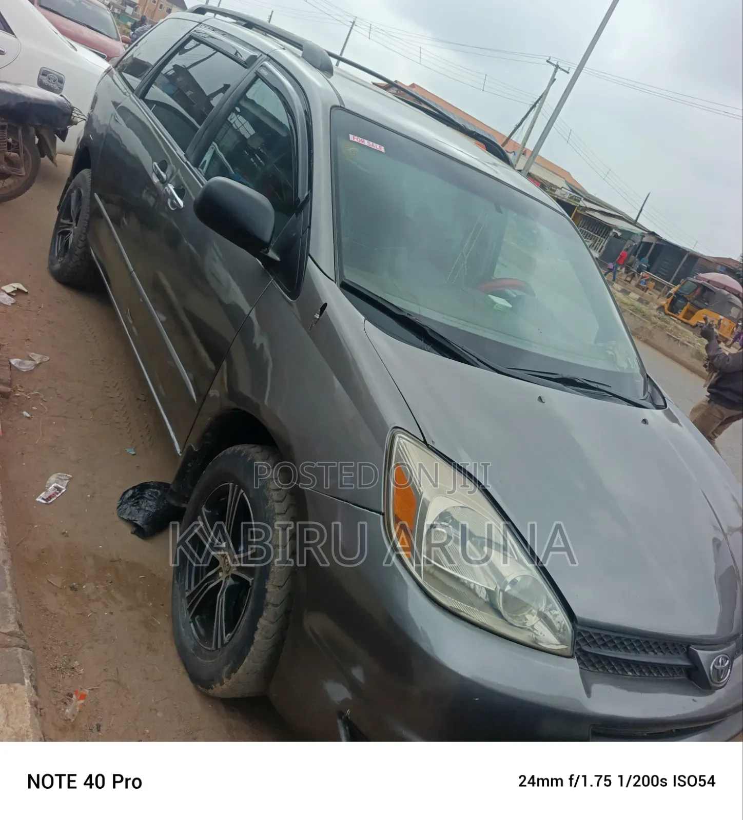 Toyota Sienna 2004 Gray