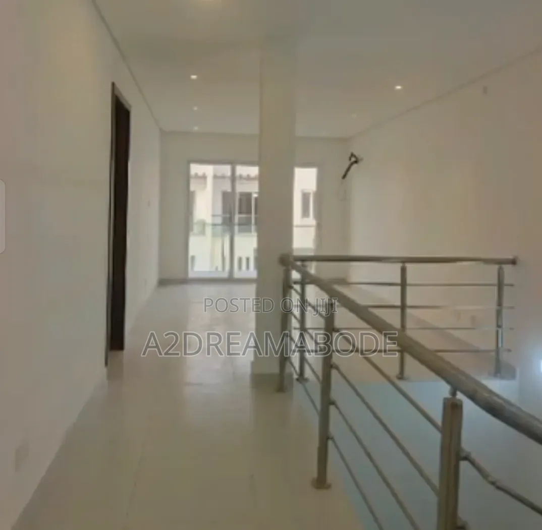5bdrm Duplex in Lekki, Chevron for rent