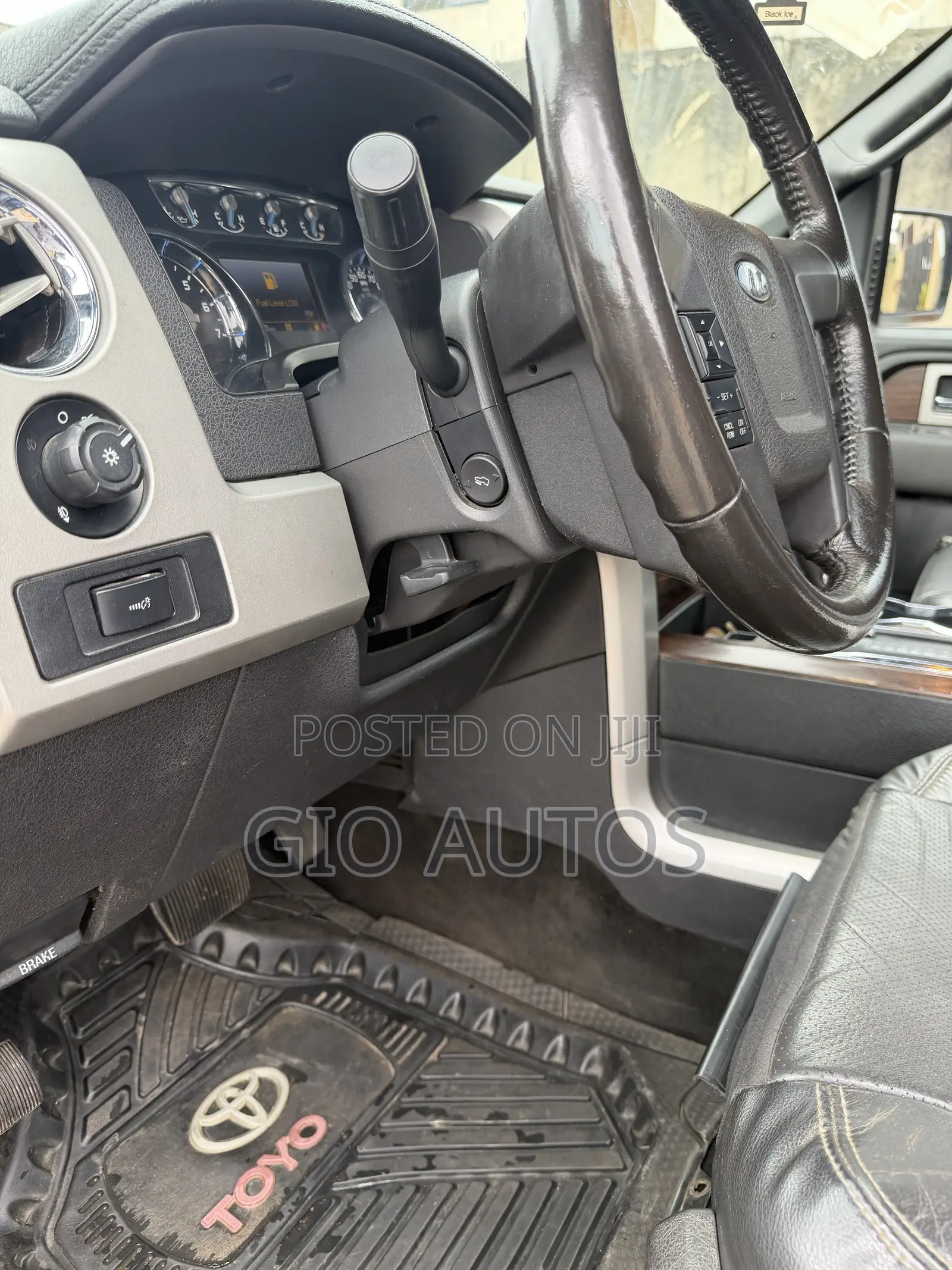 Ford F-150 XL 4dr SuperCab 4WD 6.5 ft. SB (3.7L 6cyl 6A) 2014 Black