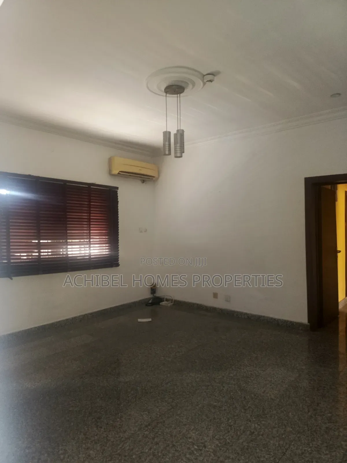 3bdrm Apartment in Off Admiralty Way, Lekki Phase 1 for rent