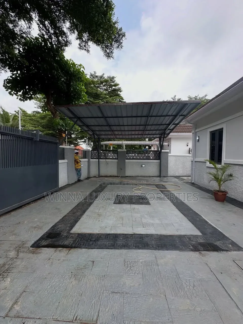 3bdrm Bungalow in Citec Mbora for sale