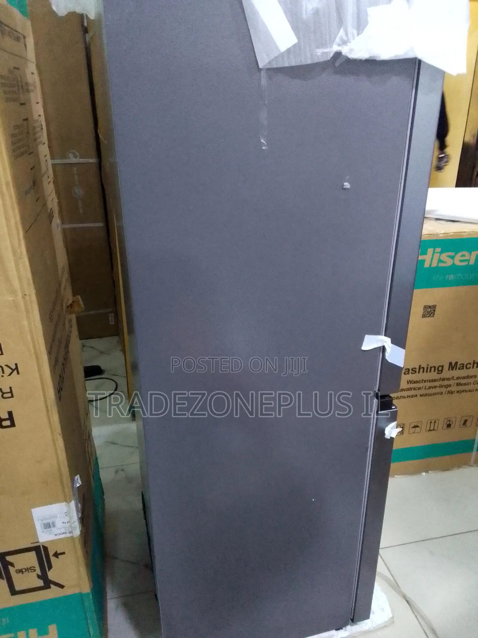 Keep Your Drinks Chilled With the Hisense 124-Litre Refrigerator