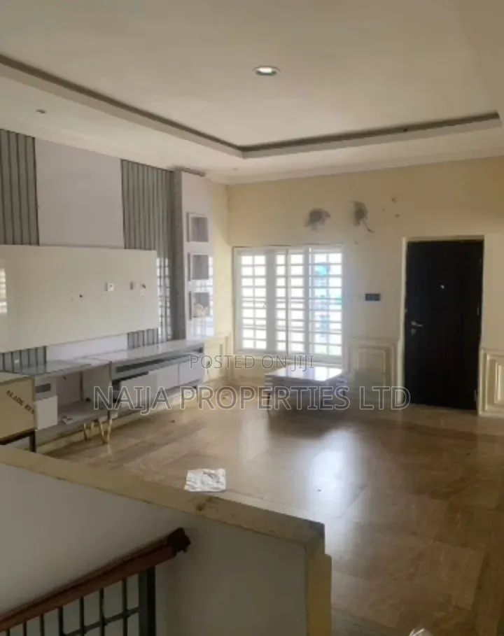 4bdrm Duplex in Diamond Estate, Sangotedo for rent