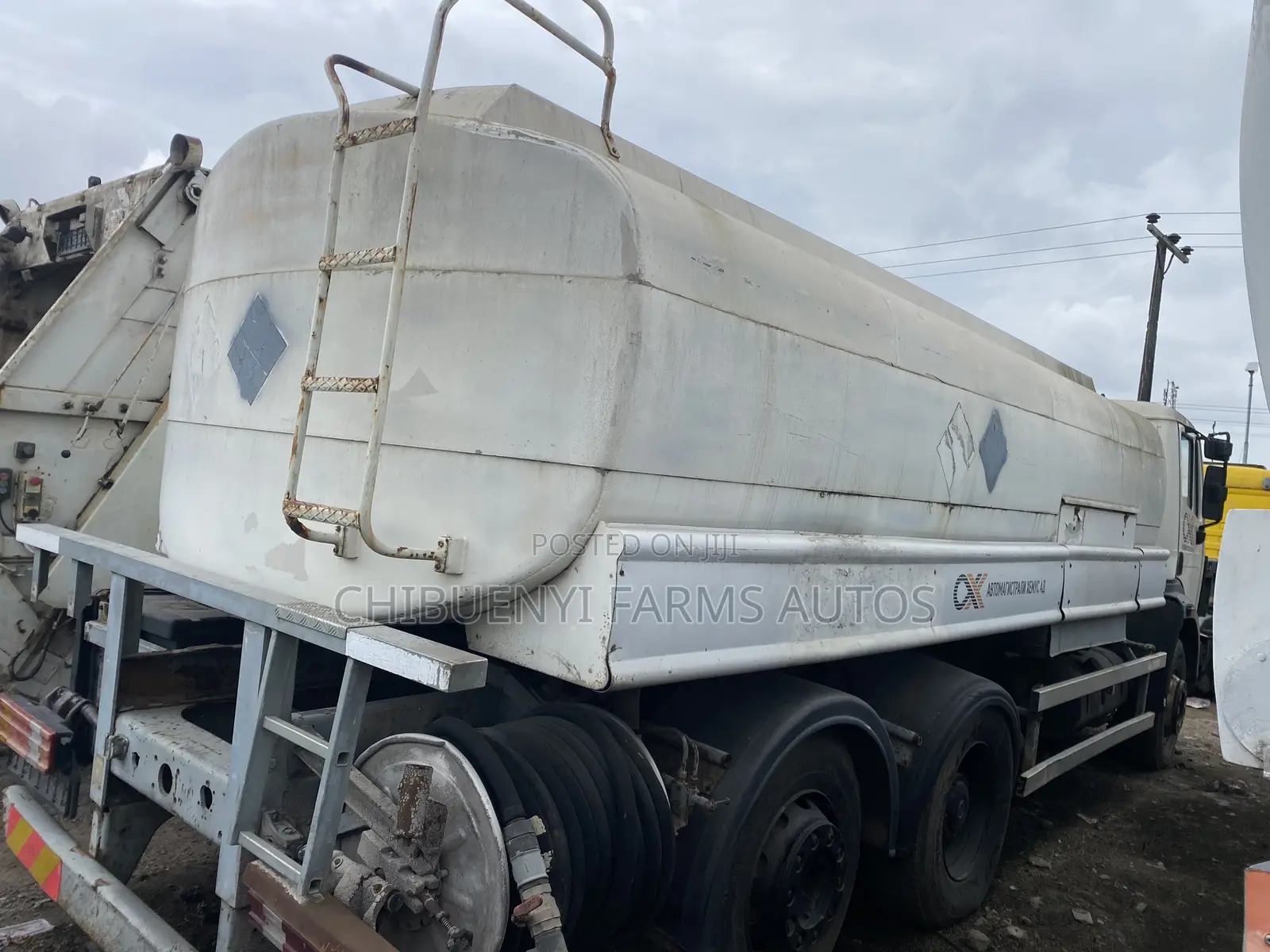 DIESEL TANKER 20k Liters