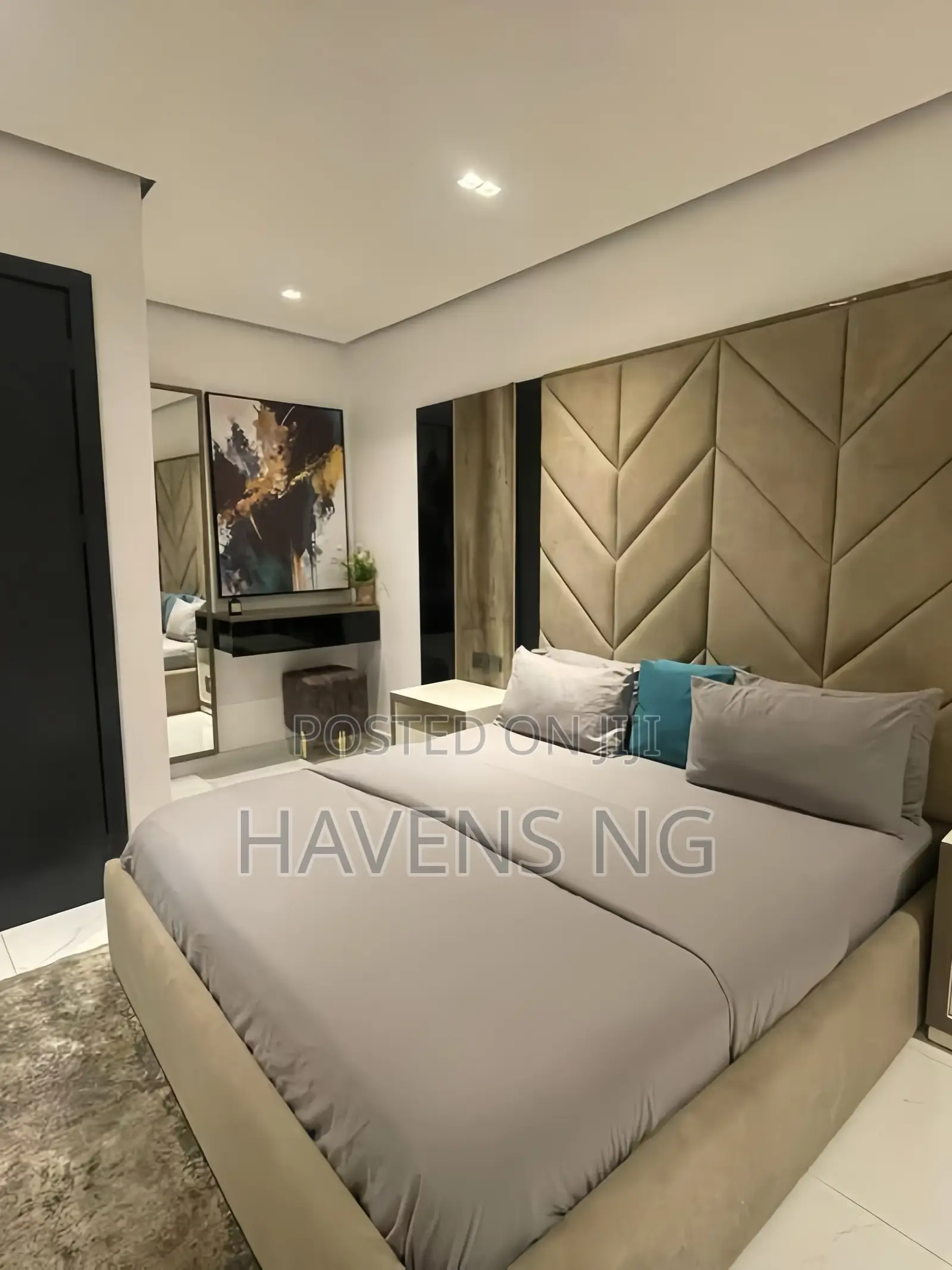 Luxury 2-Bedroom Maisonette