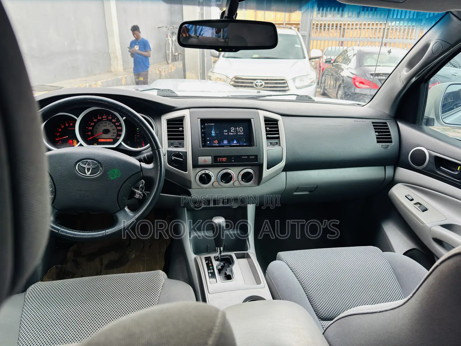 Toyota Tacoma Double Cab V6 Automatic 2010 Silver