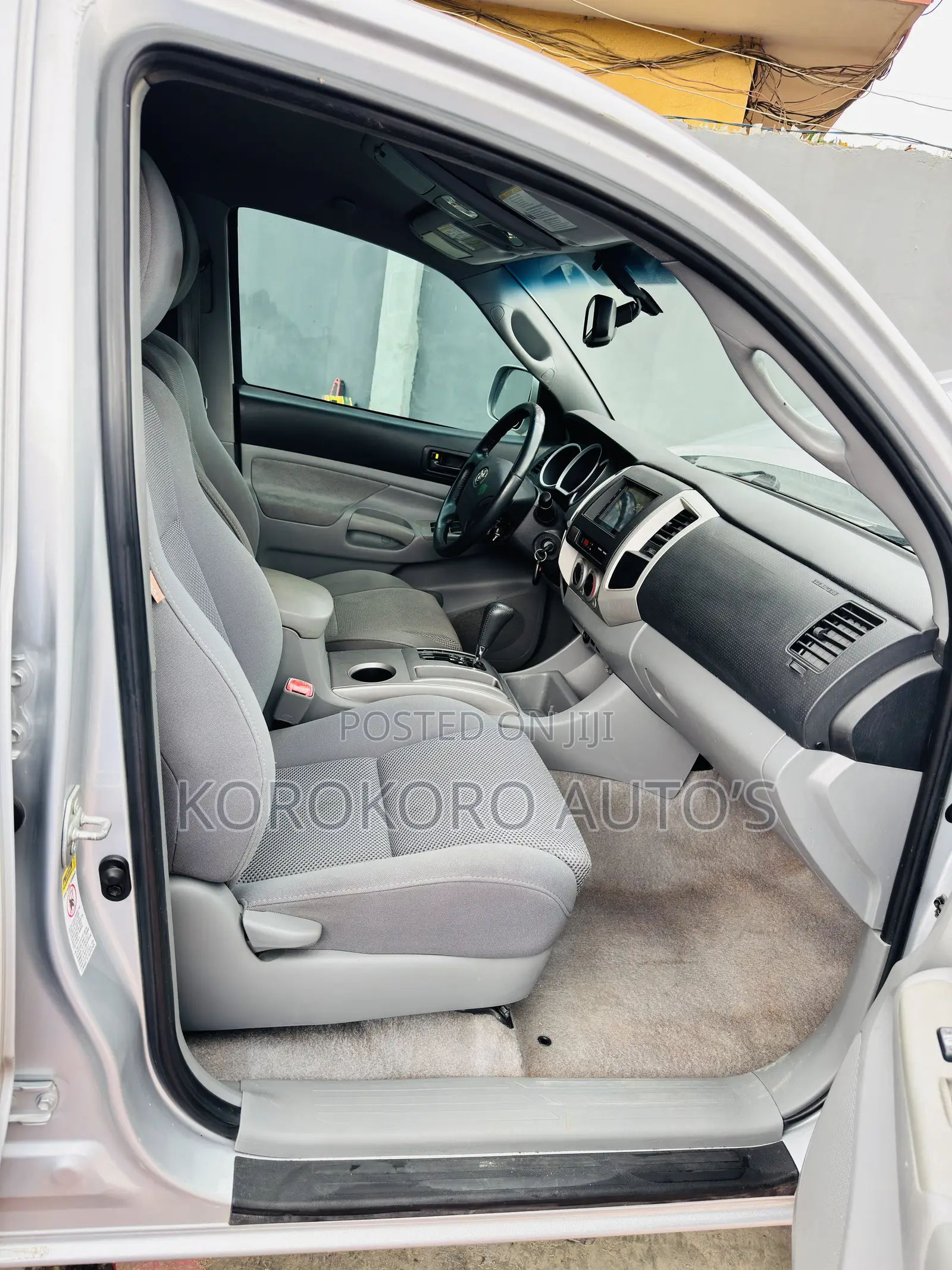 Toyota Tacoma Double Cab V6 Automatic 2010 Silver