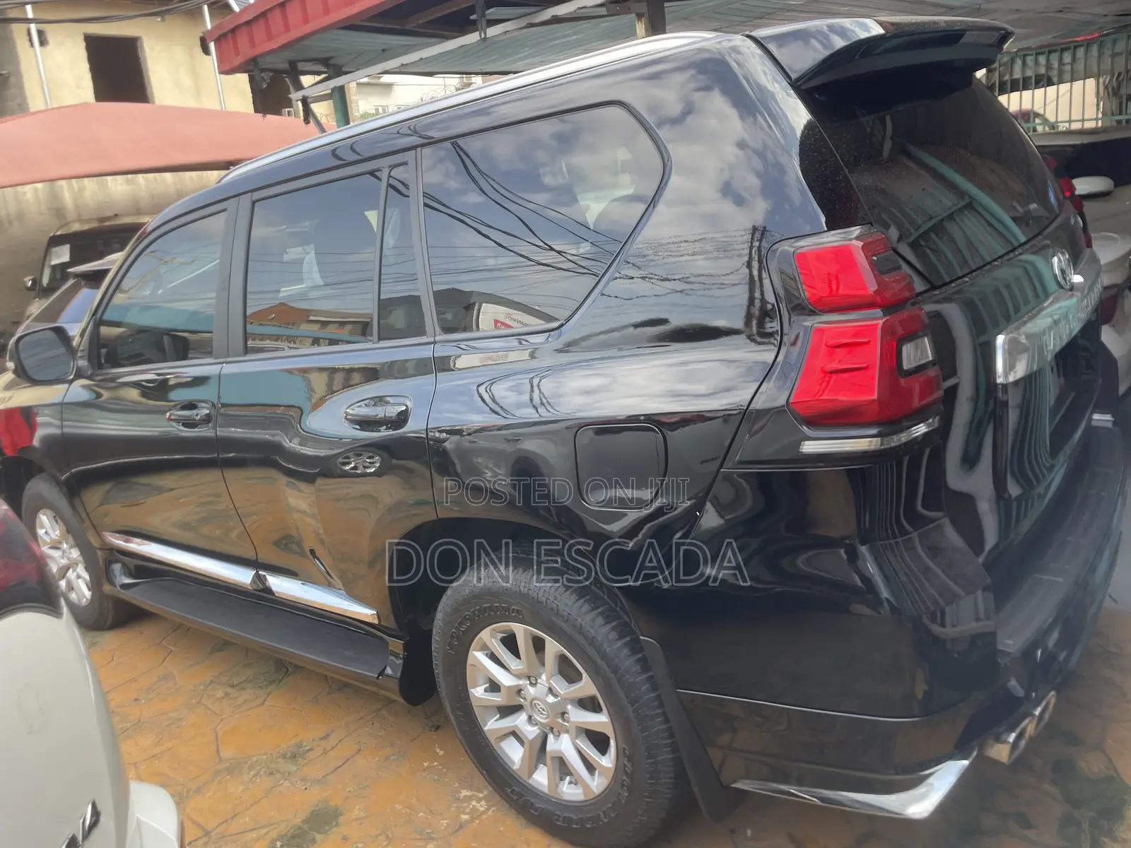 Toyota Land Cruiser Prado 2016 Black
