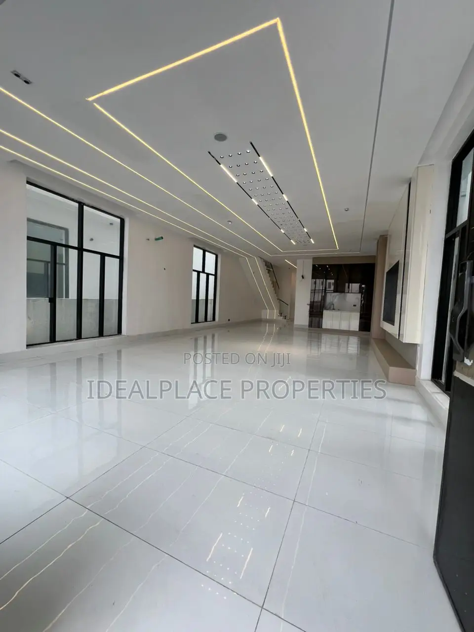 5bdrm Duplex in Ajah for sale