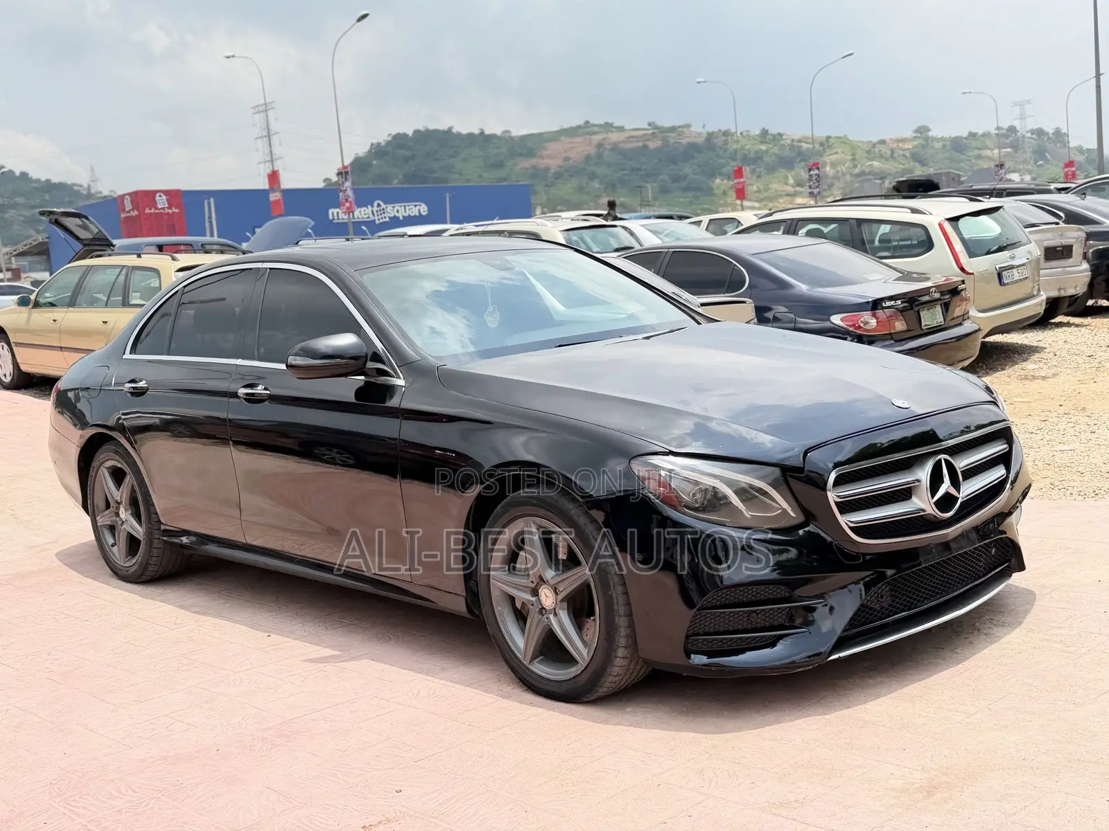 Mercedes-Benz E300 2016 Black