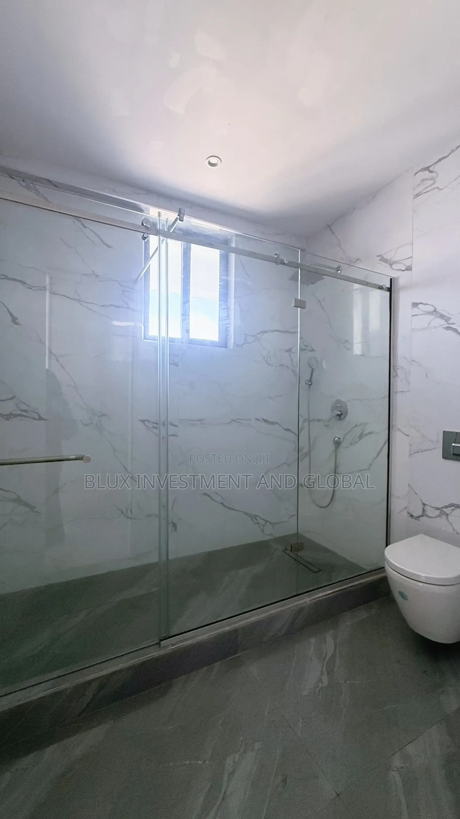 4bdrm Maisonette in Lekki Phase 1 for sale