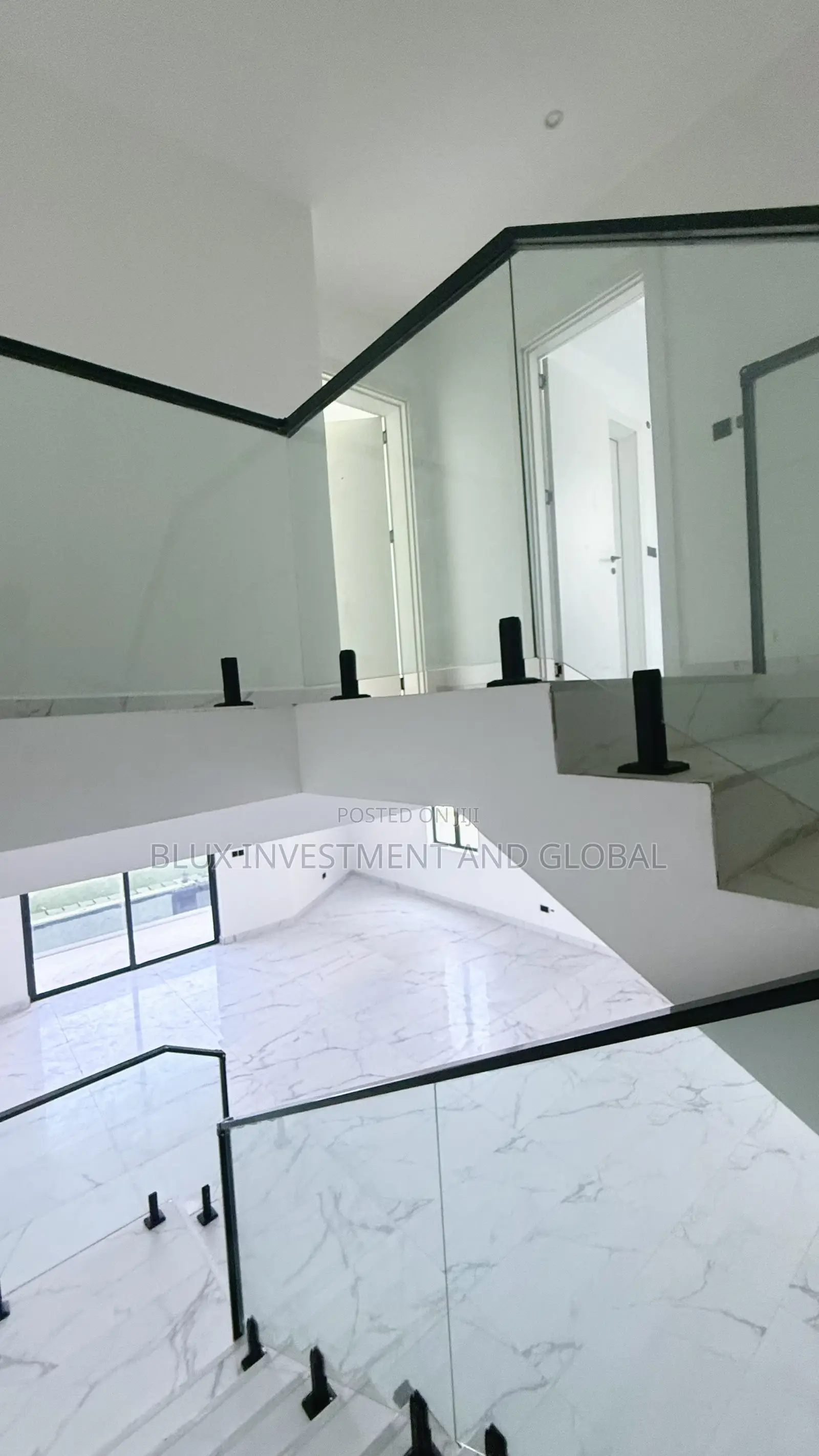 4bdrm Maisonette in Lekki Phase 1 for sale