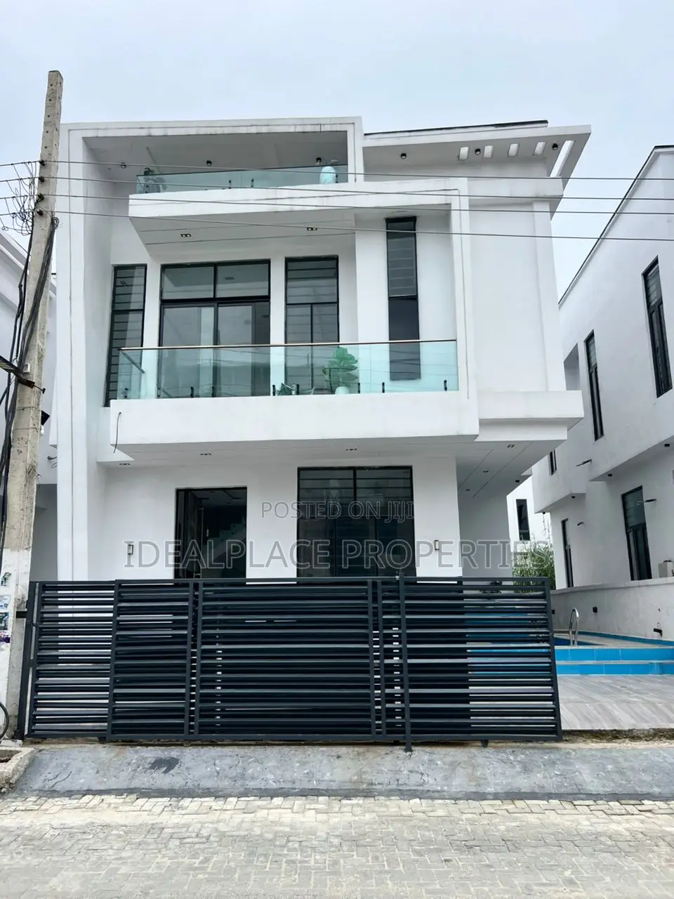 4bdrm Duplex in Ajah for sale