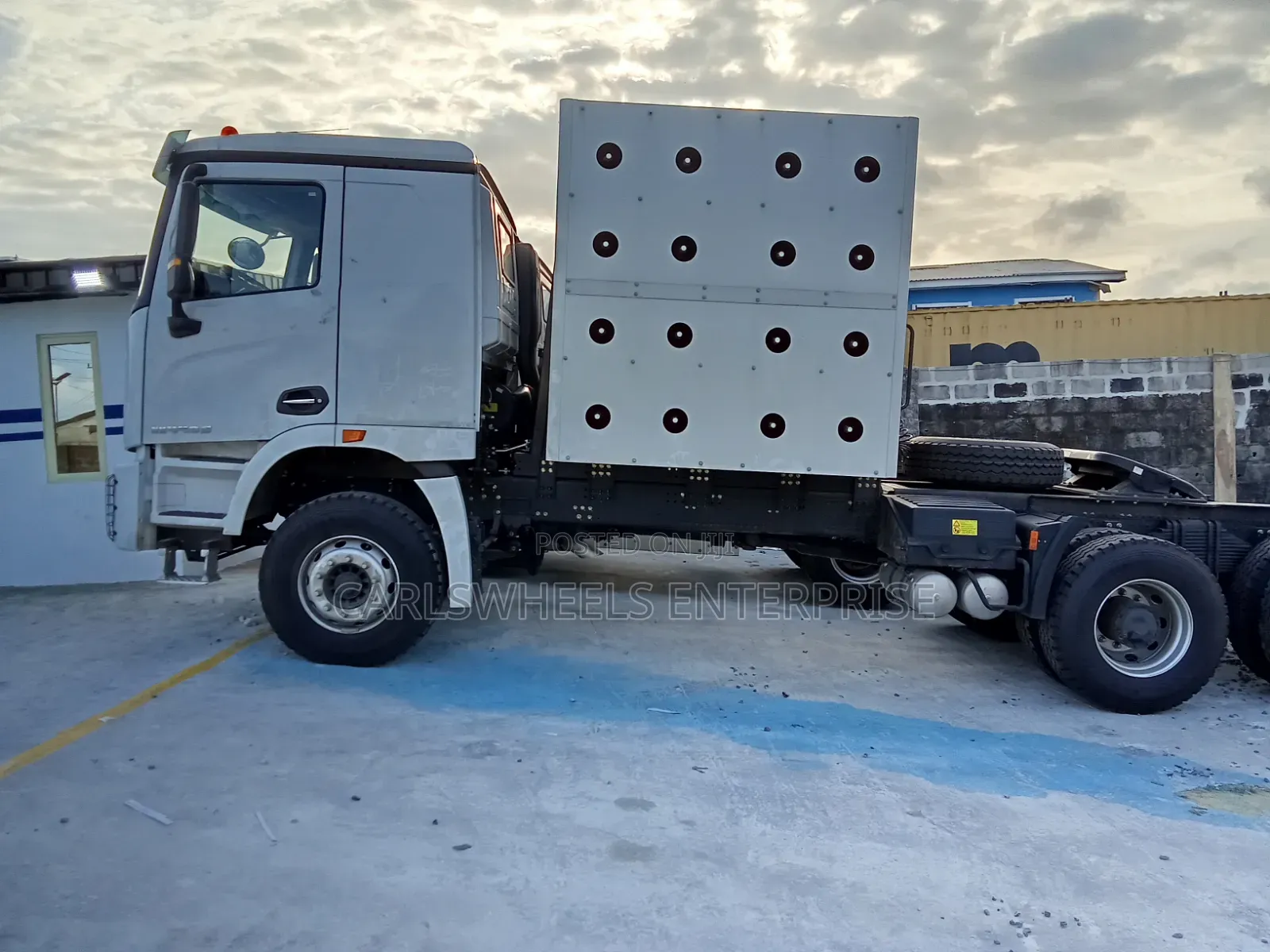 16cylinder CNG XCMG Truck Head (Tractor Head).