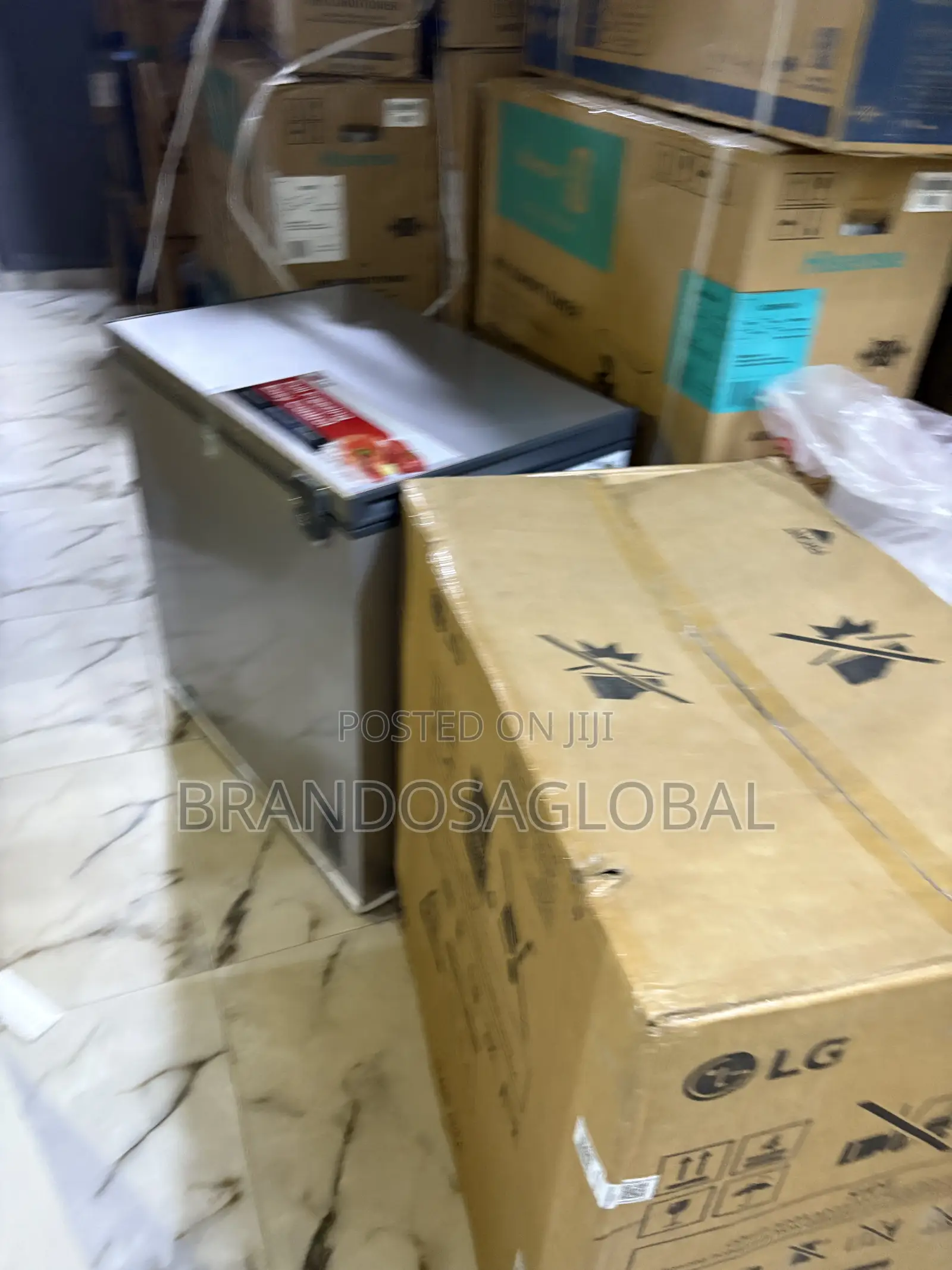 LG 194 Litres Chest Freezer – Durable Silver Finish