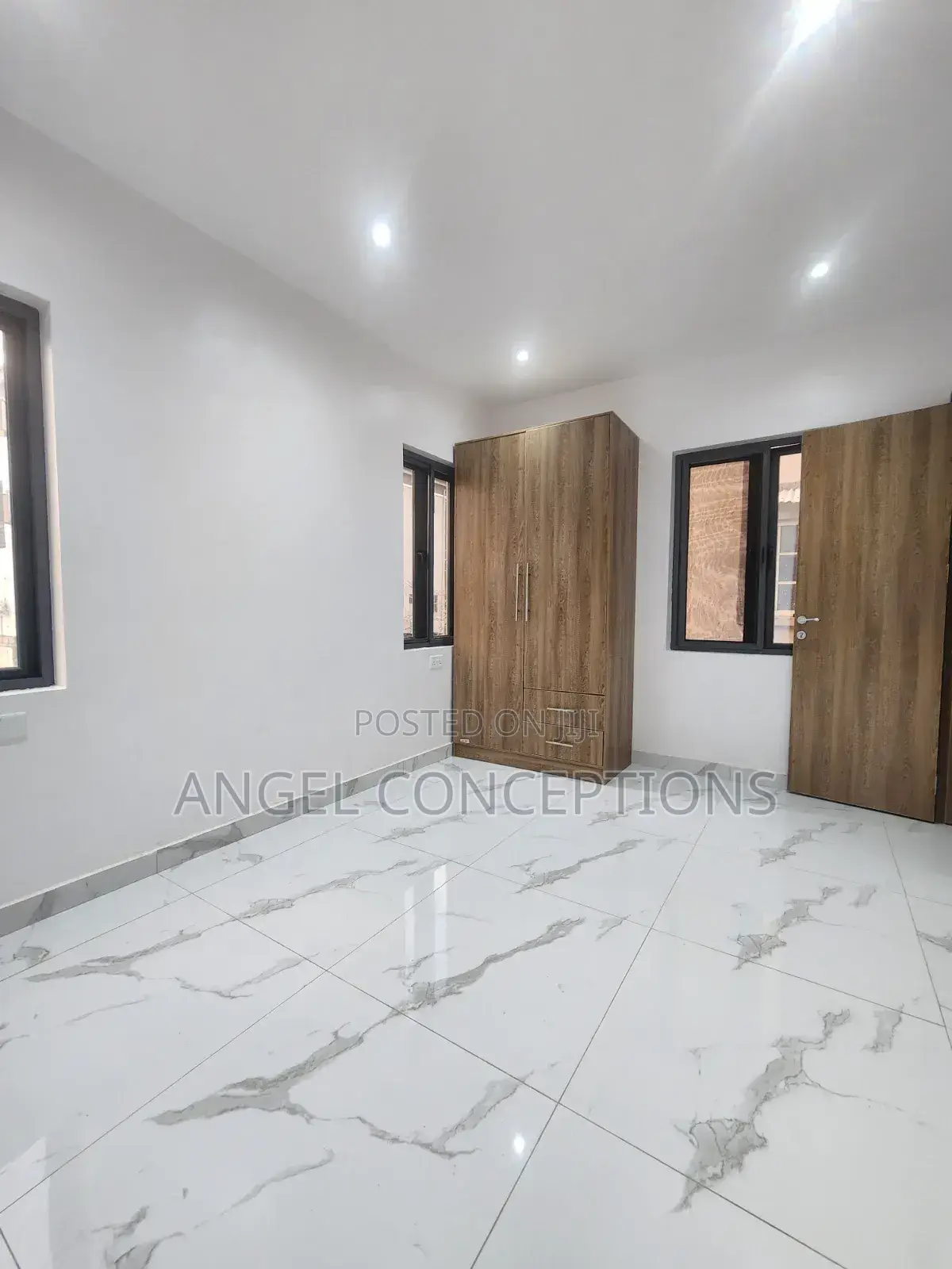 3bdrm Apartment in Alagomeji for rent