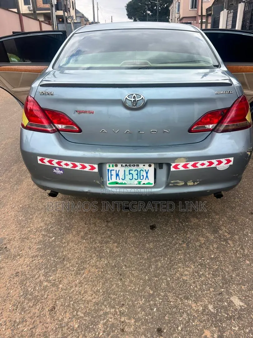 Toyota Avalon 2007 Green