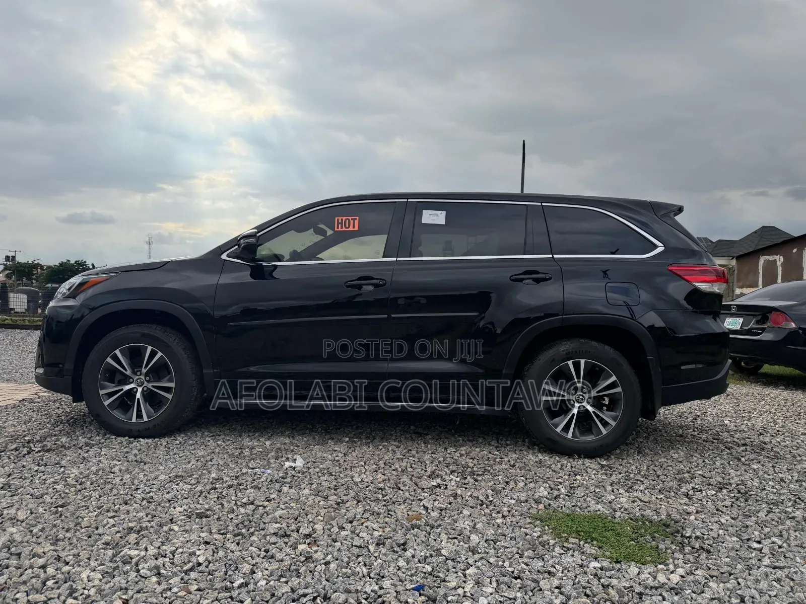 Toyota Highlander LE 4x4 V6 (3.5L 6cyl 8A) 2018 Black