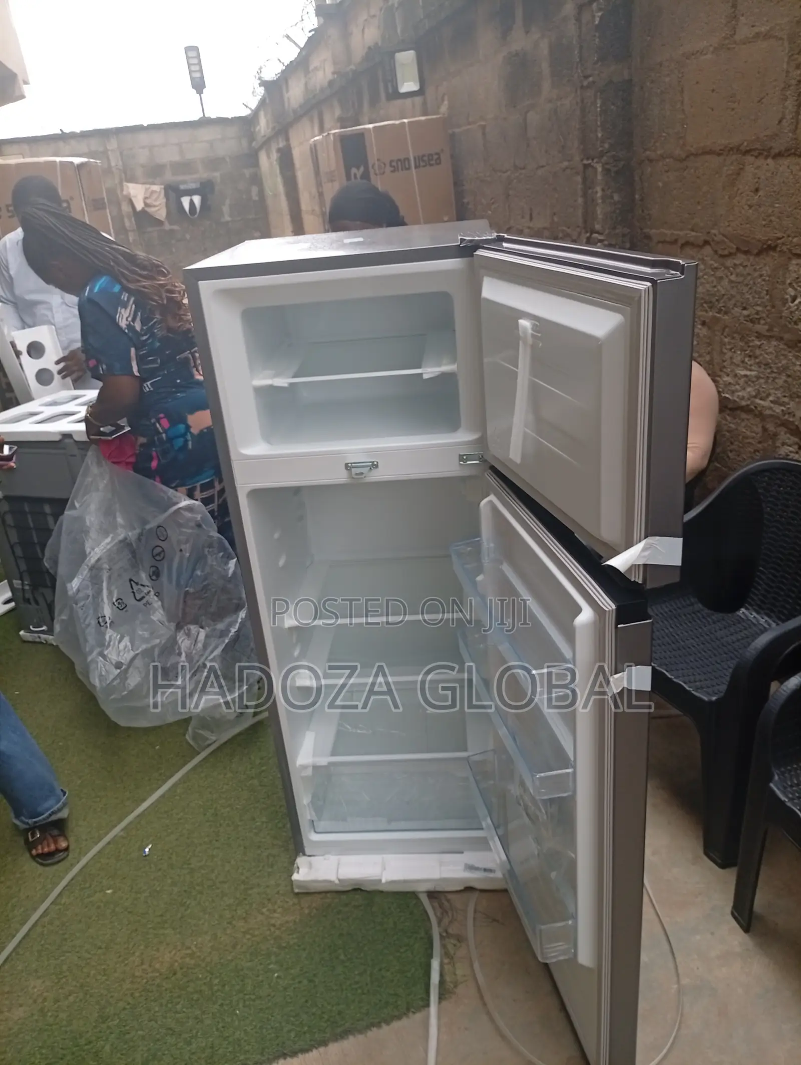 Hisense Modern Double Door Fridge Freezer