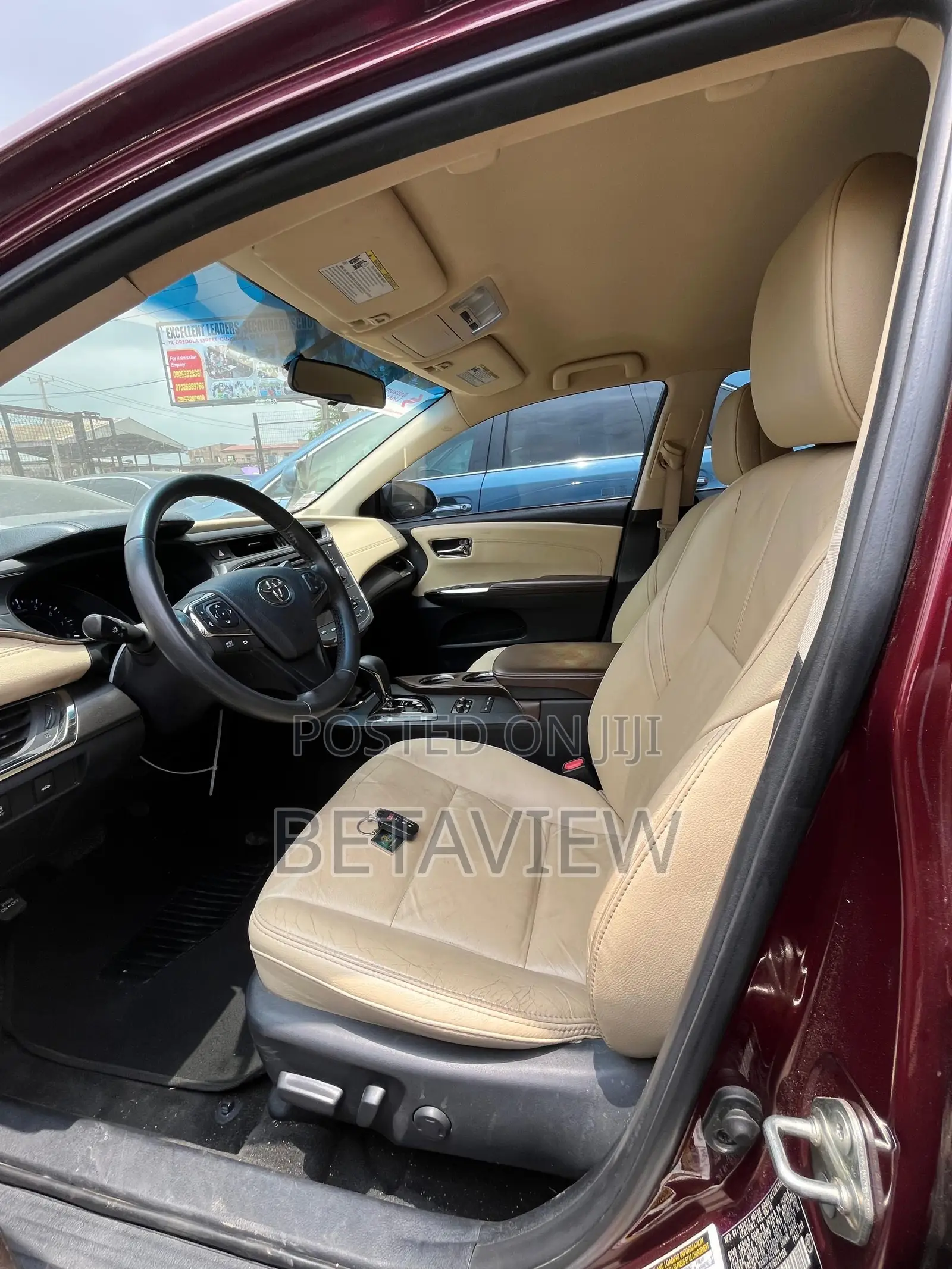 Toyota Avalon XLE FWDSedan (3.6L 6cyl 6A) 2016 Burgundy