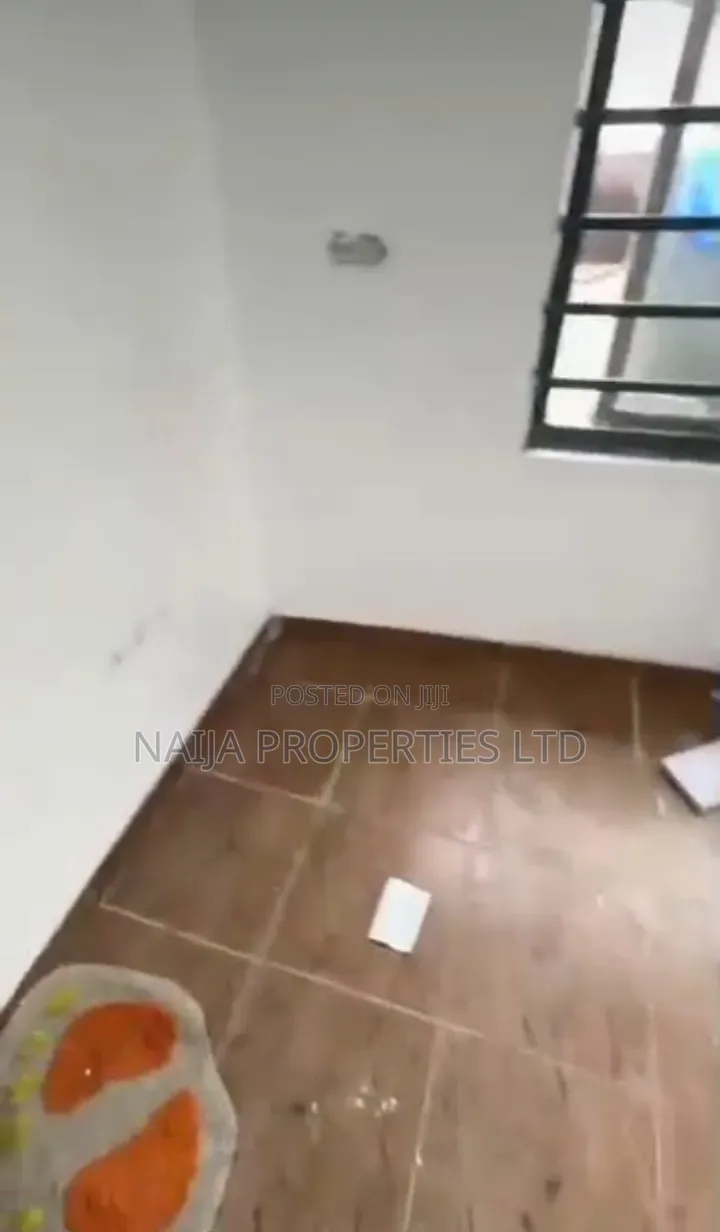 Mini Flat in Abijo for rent